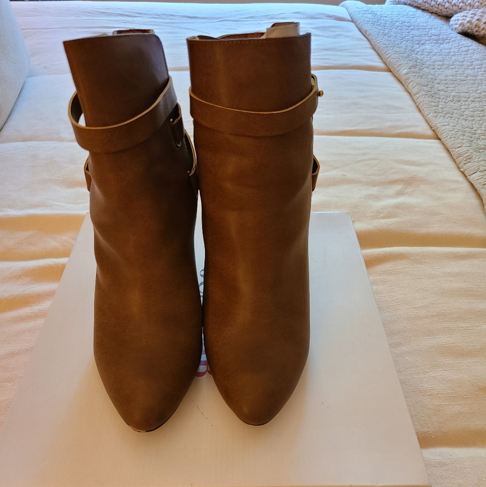 JustFab Ankle Boots